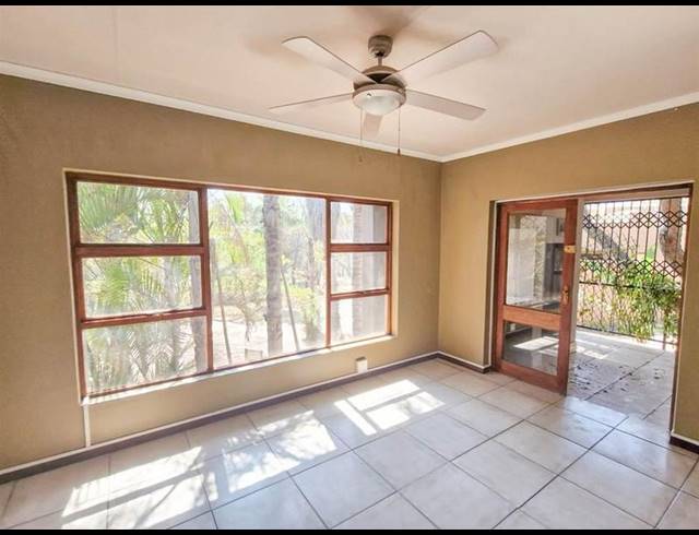 2 BEDROOM HOUSE FOR SALE IN MOUNT AMANZI